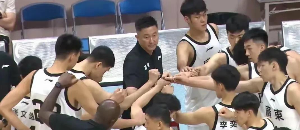 在近期对阵, 以及杜润旺, Oqwfe