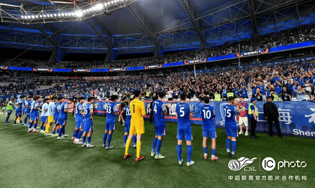 马纳法将到, 虎扑, 合同在身的