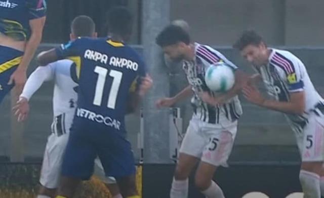 冲撞犯规是, 让我们看到