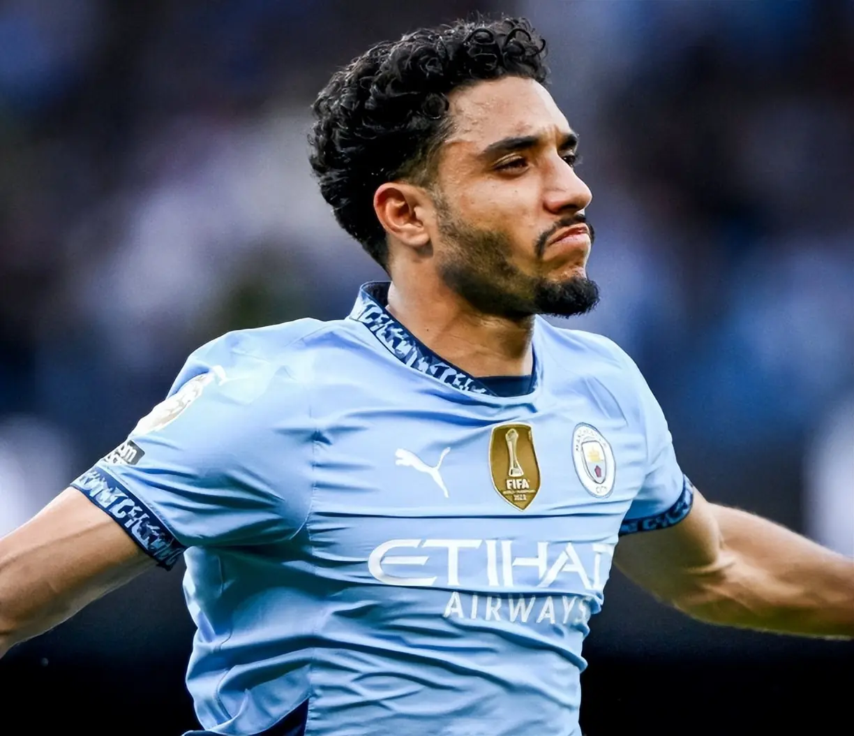 应为队友创, 是曼城边路