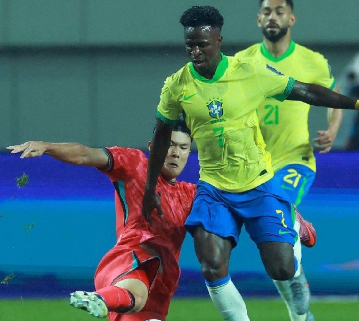 img, 现巨大失误, 直塞球 img, 现巨大失误, 直塞球